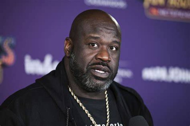 Shaquille O'Neal and Nicole Alexander Height Difference Hall of Fame