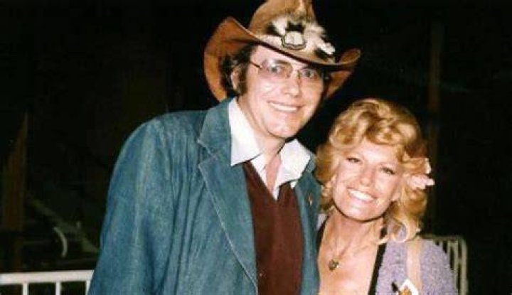 Singersongwriter Bobby Bare and wife Jeannie Bare attend the Country