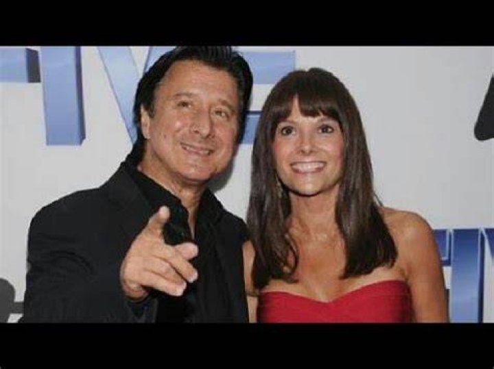 Steve Perry's Marital Status Explored