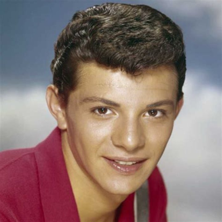 SwashVillage Frankie Avalon Biografie