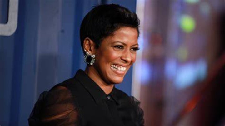 Tamron Hall Bio, Wiki, Age, Height, Family, Fiance, Salary, and Net Worth