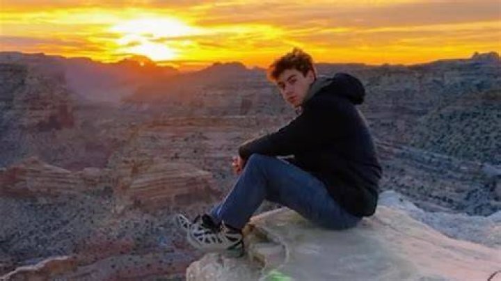 Teen Falls to His Death While Hiking with Friends at Maine Park