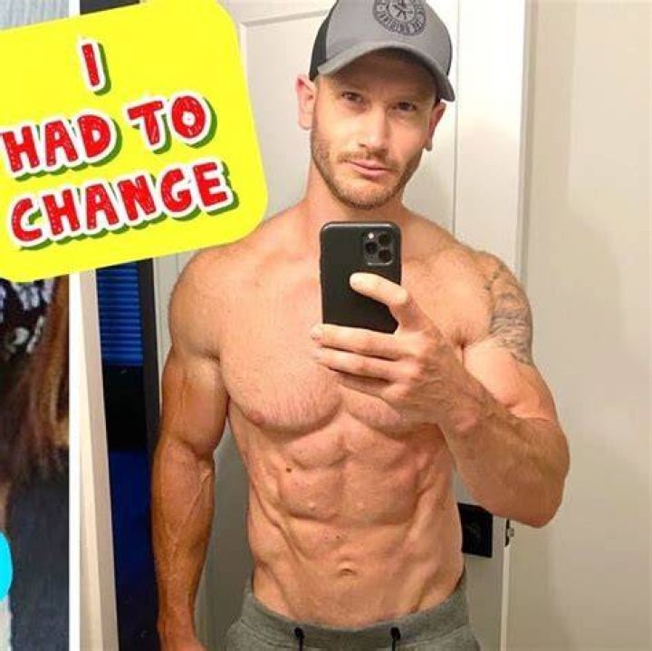 The Story Behind Thomas DeLauer's 100 Pound Weight Loss