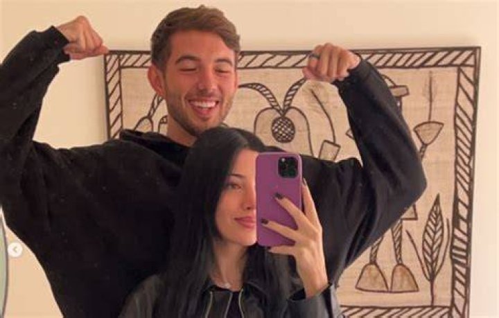 Thewizardliz Age, Net Worth, Husband, Boyfriend, Family, Height and
