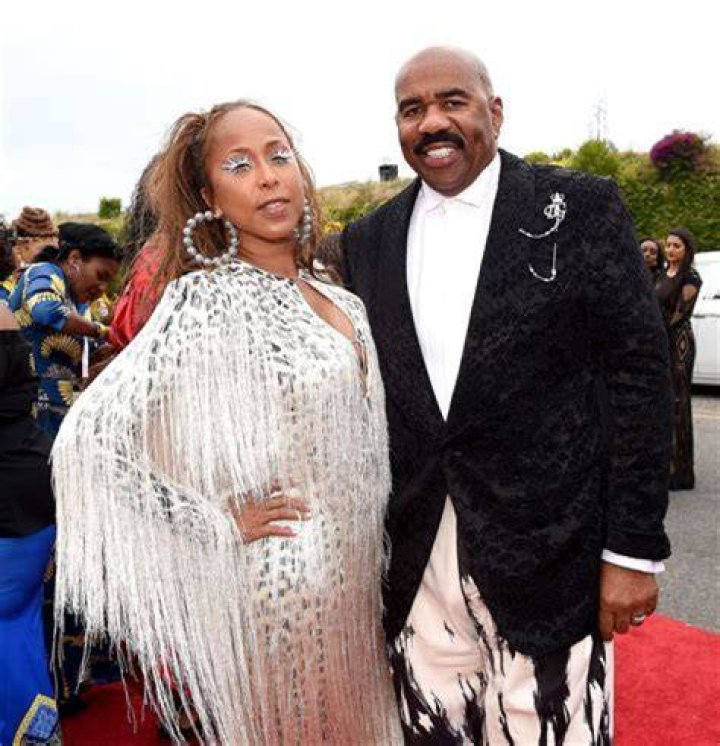 Unlock The Untold Story Of Mona Harvey: Steve Harvey's Sister Revealed