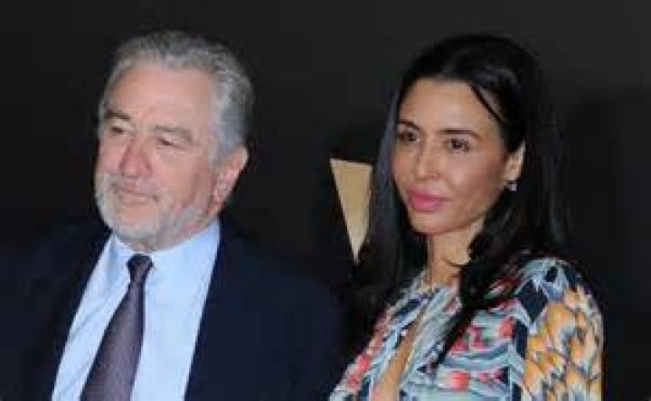 Unveiling Robert De Niro's Marital Journey: Times Married Revealed