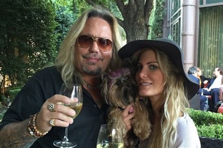 Vince Neil&rsquo;s Girlfriend Is a Youtuber and Fitness Enthusiast Facts