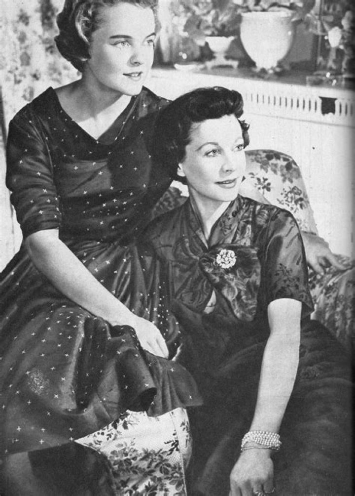 Vivien and Suzanne Vivien leigh, Movie stars, Old movie stars