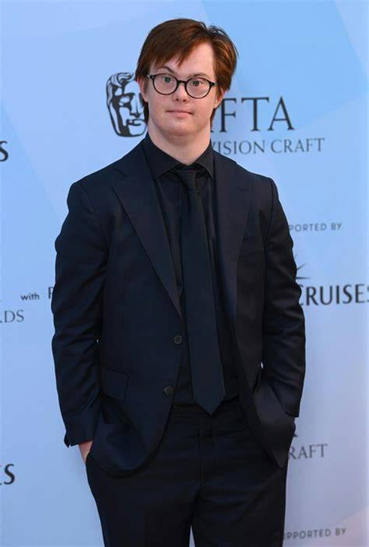 What has Daniel Laurie starred in and who is his famous parent? Metro