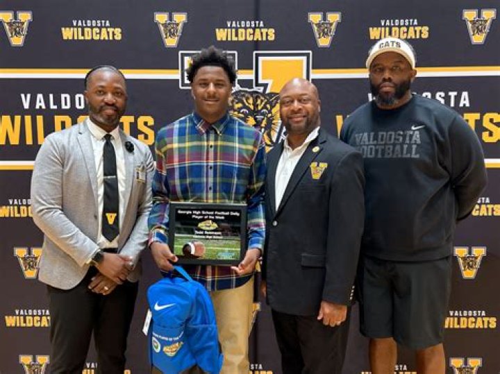 What is Valdosta High Schools Ex-Quarterback ·