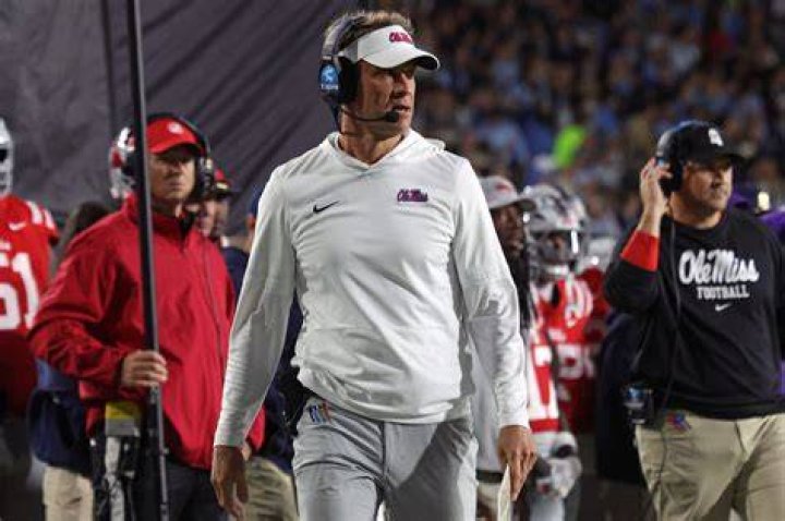 When Lane Kiffin's daughter left Ole Miss HC short of words with her