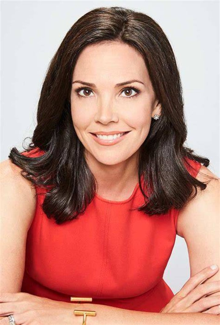 Where is Erica Hill (CNN) today? Net Worth, Salary, Husband