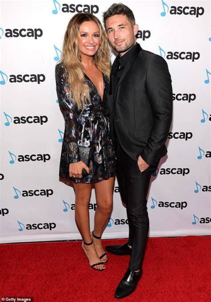 Who's Michael Ray Dating Now?