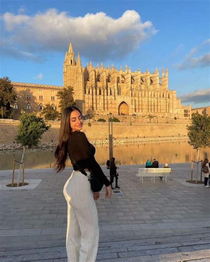 Who is Carlos Alcarazs girlfriend, Maria Gonzalez?