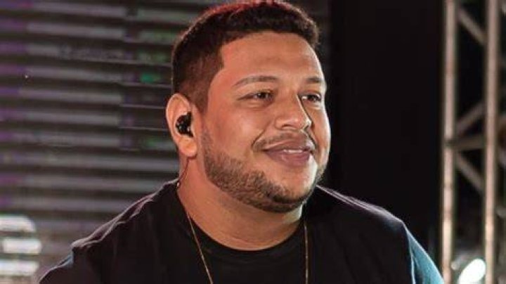 Who Is Darlyn Morais As Brazilian Singer Dies After Gettin Bit By