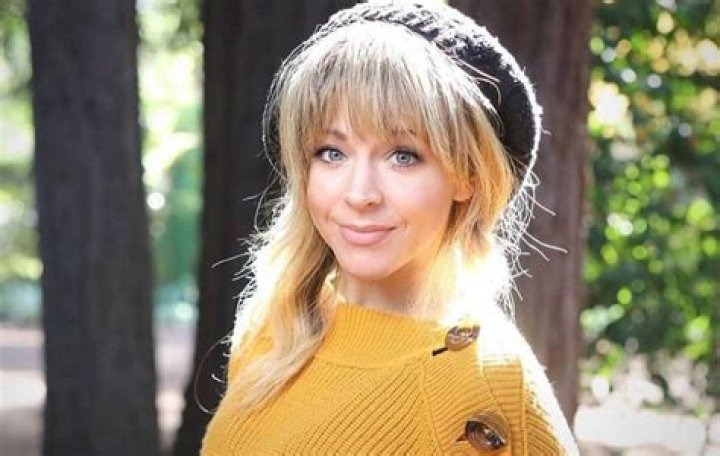 Who is Lindsey Stirling Dating Now