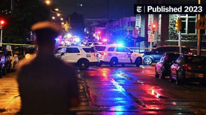 Who is Philadelphia mass shooting suspect Kimbrady Carriker?