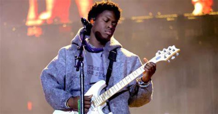 Why Was Daniel Caesar Canceled? The Session That Made Him Unpopular